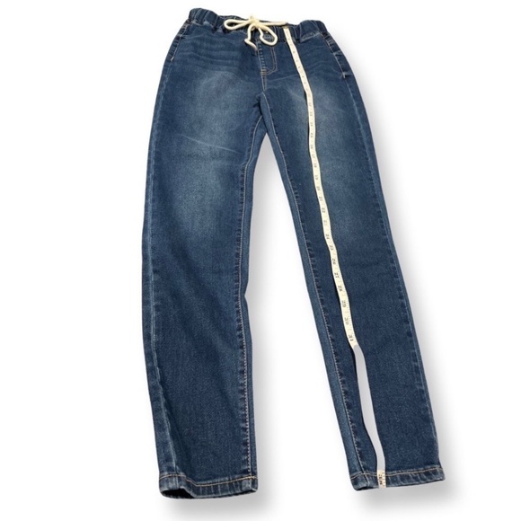 Shein Blue Jeans Size 6 With Adjustable Waist Tie - Picture 2 of 6